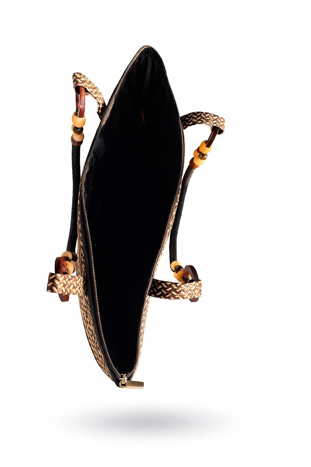 Handwoven Colombian Tote Bag – Handmade Indigenous Wayu Bag, Natural Fiber Artisan Purse, Unique Statement Bag