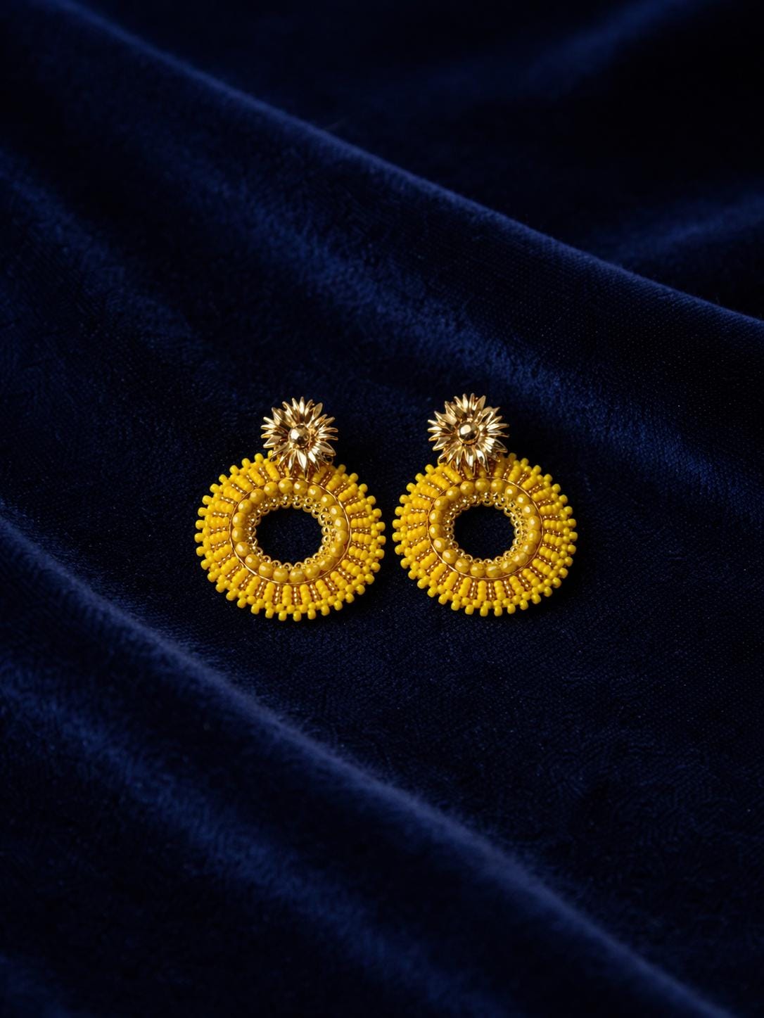Handmade Colombian Beaded Hoop Earrings, Round Fashion Jewelry