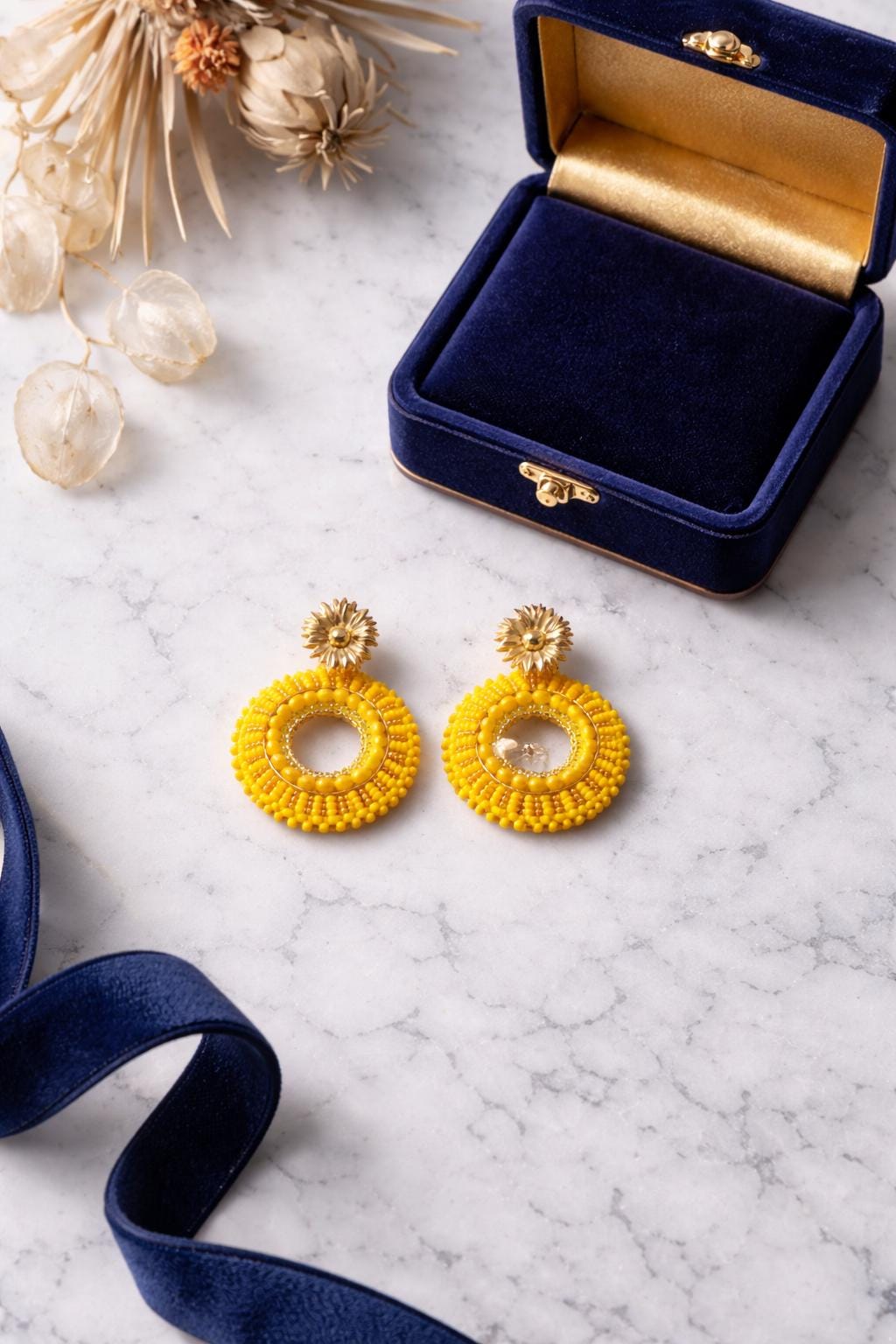 Handmade Colombian Beaded Hoop Earrings, Round Fashion Jewelry