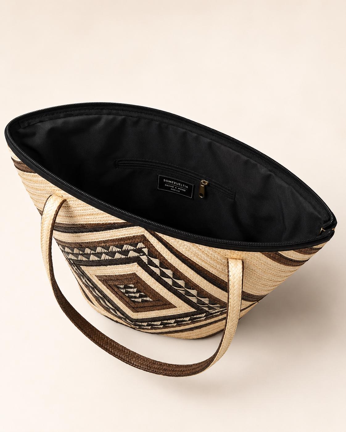 Handwoven Caña Fiber Tote Bag – Colombian Artisan Design